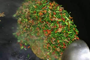 工厂餐